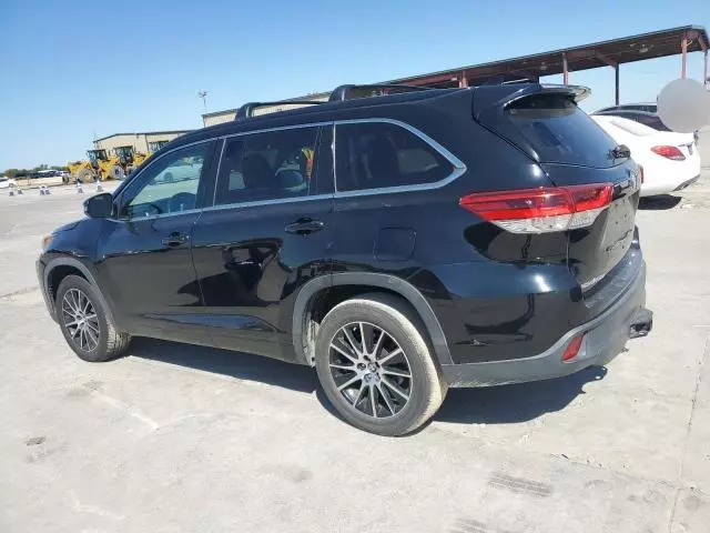 2018 Toyota Highlander SE