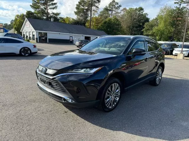 2022 Toyota Venza LE