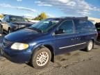 2004 Chrysler Town & Country EX