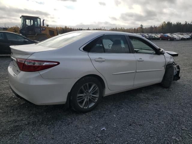 2015 Toyota Camry Hybrid