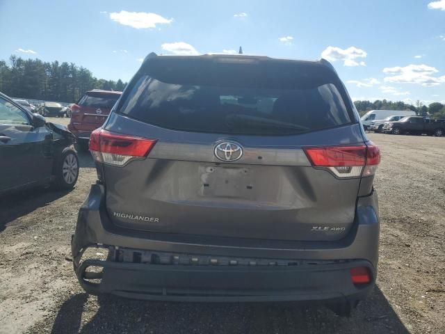 2018 Toyota Highlander SE