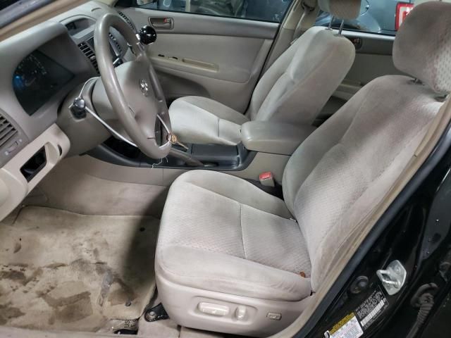 2004 Toyota Camry LE