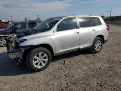 Salvage cars for sale at Indianapolis, IN auction: 2013 Toyota Highlander Base