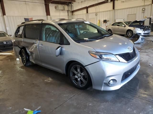 2017 Toyota Sienna SE