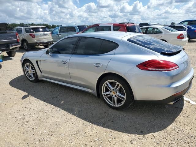 2014 Porsche Panamera 2