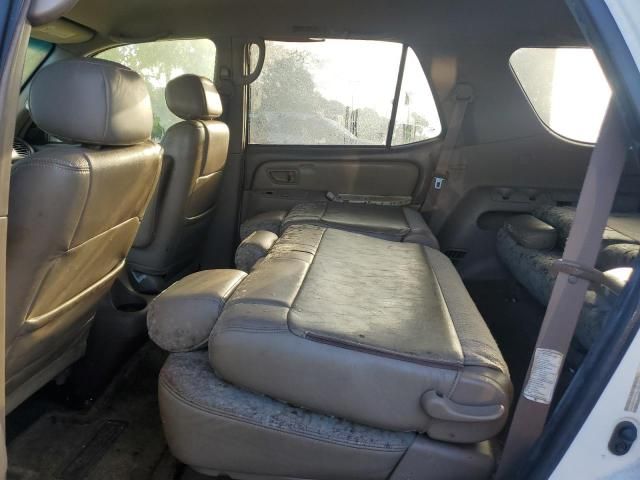 2002 Toyota Sequoia SR5