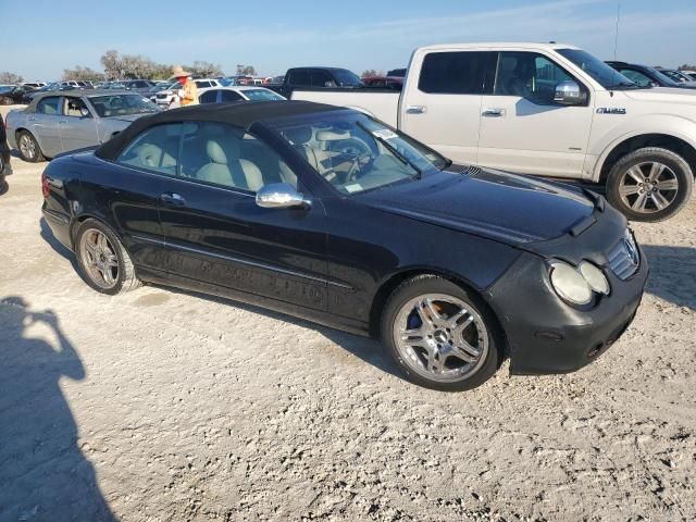 2005 Mercedes-Benz CLK 320