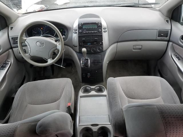 2006 Toyota Sienna CE