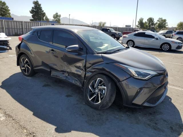 2022 Toyota C-HR XLE