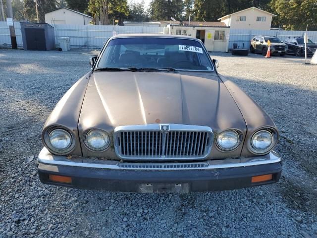 1986 Jaguar XJ6 Vanden Plas