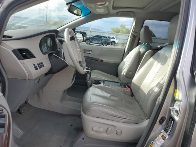 2011 Toyota Sienna XLE