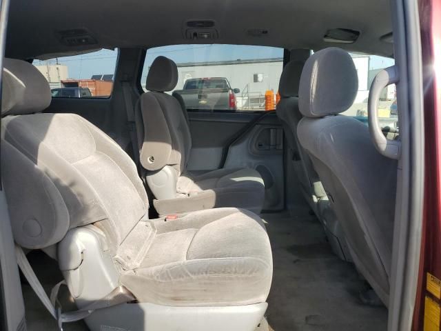 2007 Toyota Sienna XLE