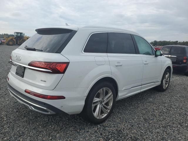 2022 Audi Q7 Premium