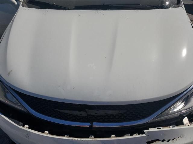 2020 Chrysler Pacifica Hybrid Limited