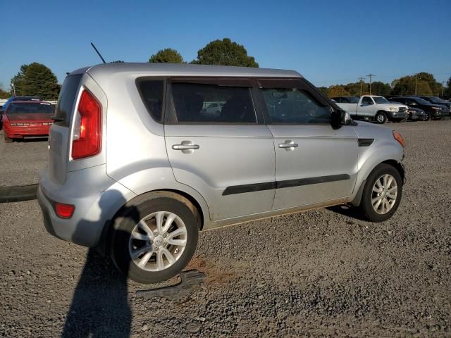 2013 KIA Soul +