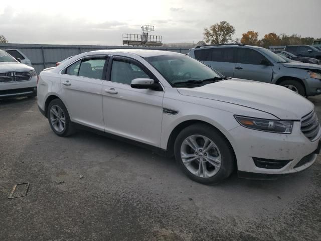 2017 Ford Taurus SEL