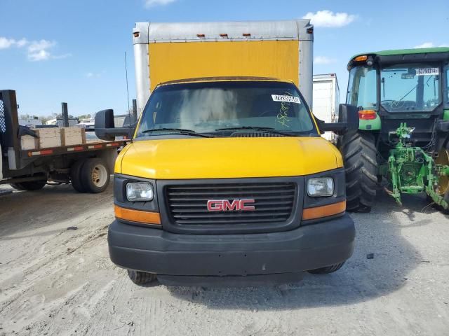 2011 GMC Savana Cutaway G3500