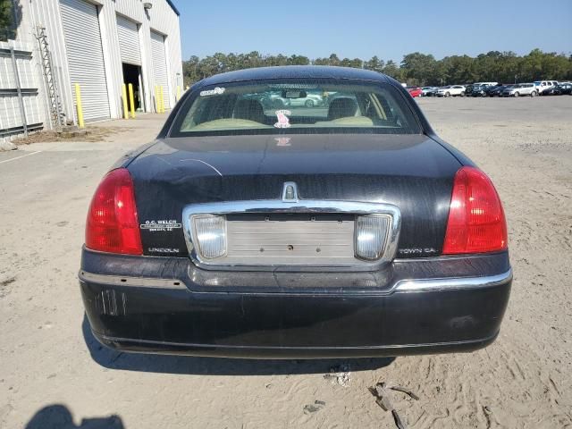 2007 Lincoln Town Car Signature Limited