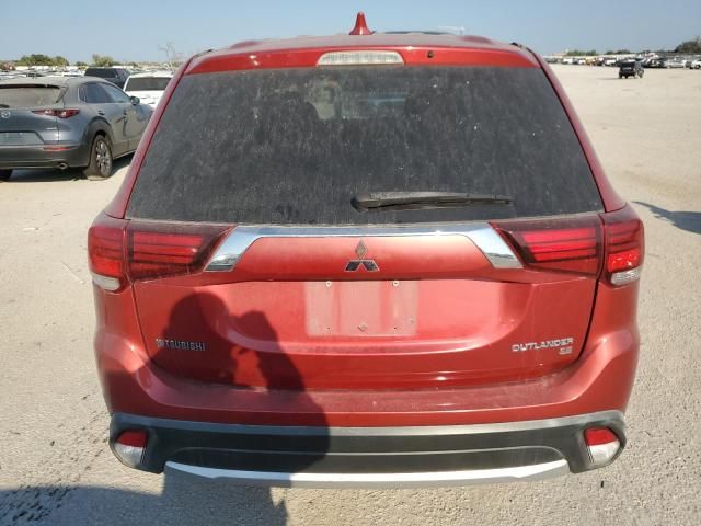 2018 Mitsubishi Outlander SE