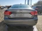 2015 Volkswagen Passat S