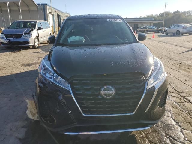 2024 Nissan Kicks S