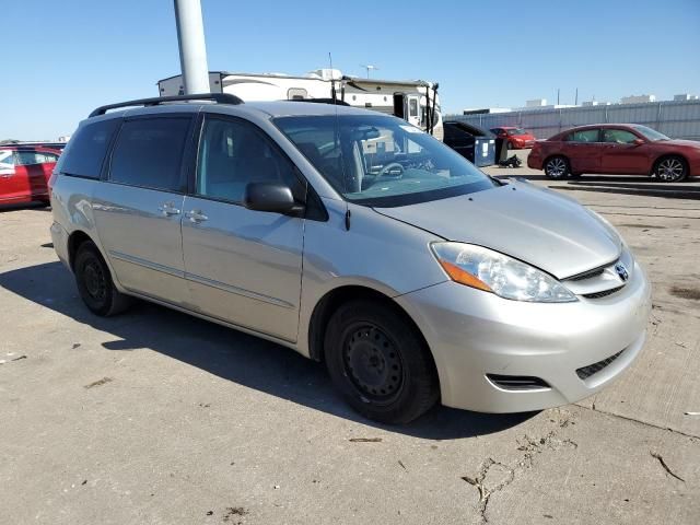 2009 Toyota Sienna CE