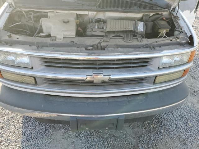 2002 Chevrolet Express G3500