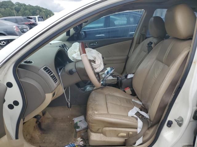 2010 Nissan Altima Base