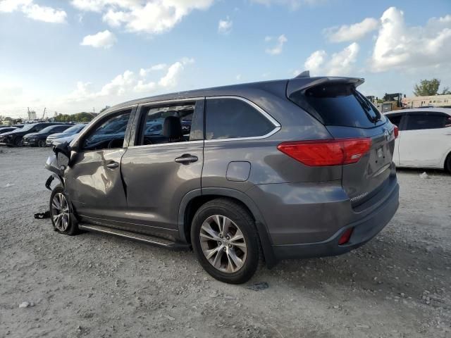 2014 Toyota Highlander LE