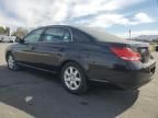 2005 Toyota Avalon XL