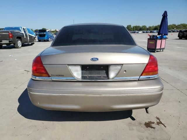 2001 Ford Crown Victoria