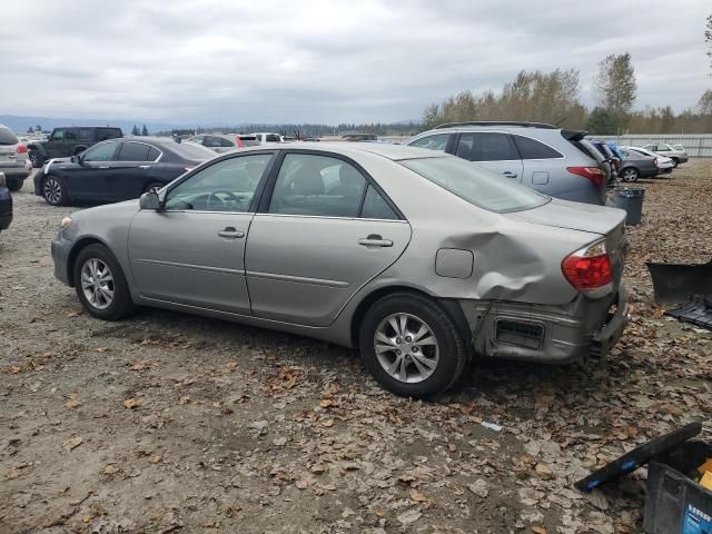 2005 Toyota Camry LE