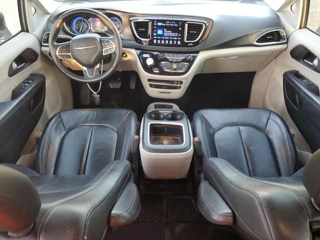 2017 Chrysler Pacifica Touring L Plus