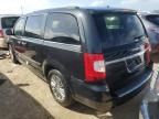 2015 Chrysler Town & Country Touring L