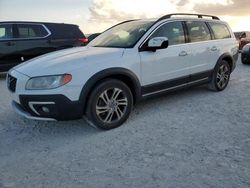 Carros salvage para piezas a la venta en subasta: 2015 Volvo XC70 T5 Premier