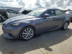 Carros dañados por inundaciones a la venta en subasta: 2015 Lexus IS 250