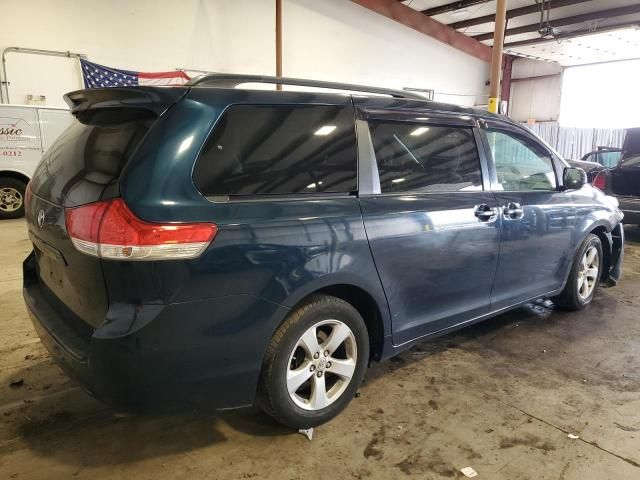 2011 Toyota Sienna LE