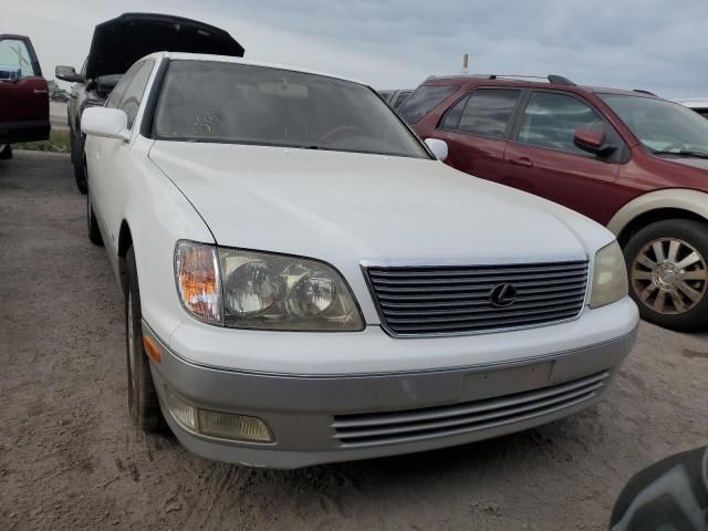 2000 Lexus LS 400