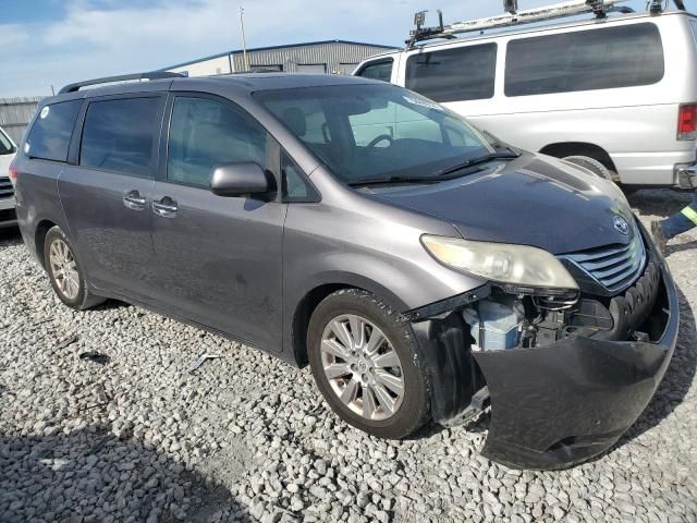 2011 Toyota Sienna XLE