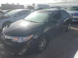 Carros salvage para piezas a la venta en subasta: 2012 Toyota Camry Base