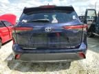 2022 Toyota Highlander L