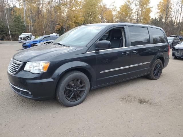 2015 Chrysler Town & Country Touring L