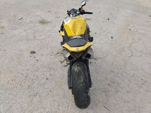 2009 Yamaha YZFR1