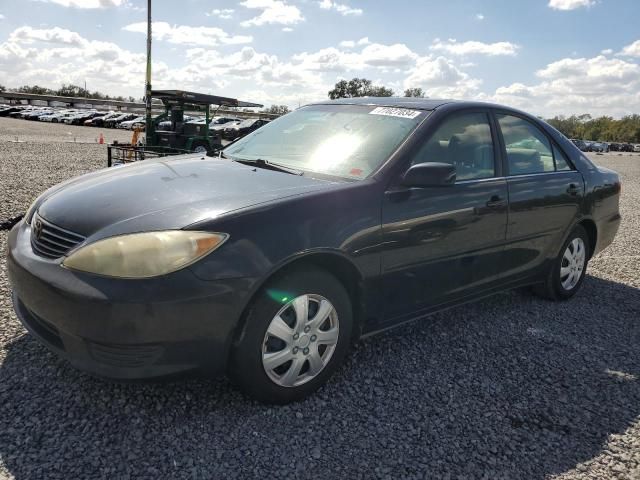 2005 Toyota Camry LE