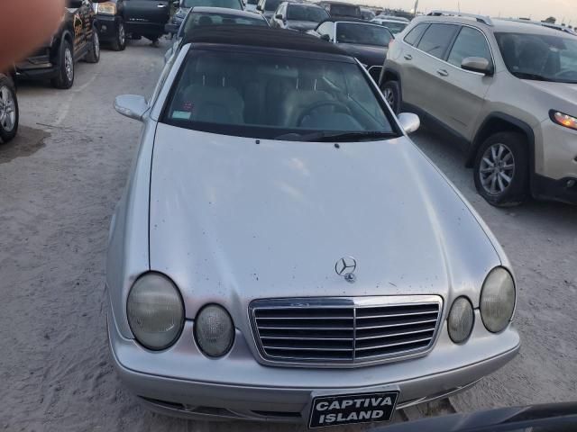 2000 Mercedes-Benz CLK 320