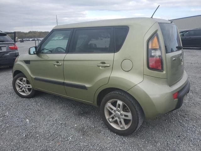 2011 KIA Soul +