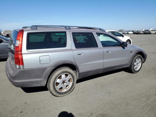 2004 Volvo XC70