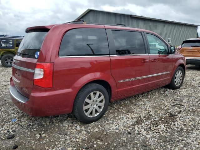 2013 Chrysler Town & Country Touring