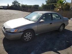 Toyota Camry le Vehiculos salvage en venta: 1999 Toyota Camry LE