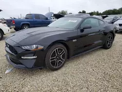 Carros dañados por inundaciones a la venta en subasta: 2022 Ford Mustang GT